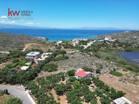Οικόπεδο 4.692,21 τ.μ. προς πώληση