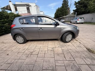 Hyundai i 20 2013