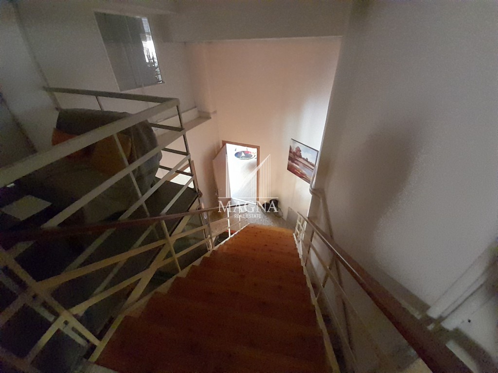 Κατάστημα 285 τ.μ. προς πώληση, Κυπριάδου - Άνω Πατήσια