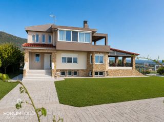 Βίλλα 217 τ.μ. για ενοικίαση