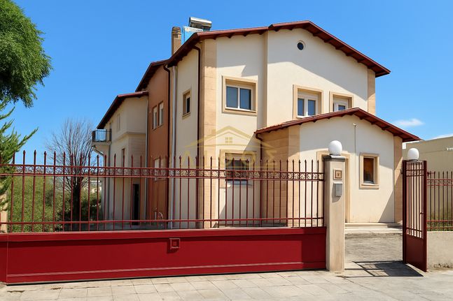 Business bulding 1.012,44 sqm for rent, Thessaloniki - Suburbs, Thermi
