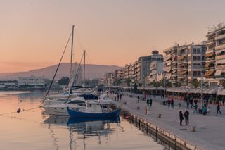 Ζητούνται άτομα για εργασία