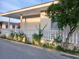 Μονοκατοικία 100 τ.μ. για πώληση