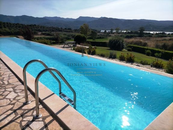 Villa 190 sqm for sale, Aetolia & Acarnania, Kekropia (palairou)