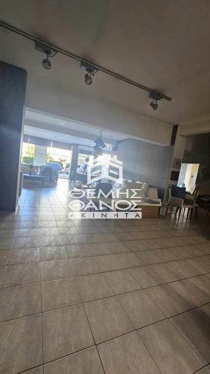 Επιχειρηματικό κτίριο 1.300 τ.μ. προς πώληση, Κάστρο Χαλκίδας