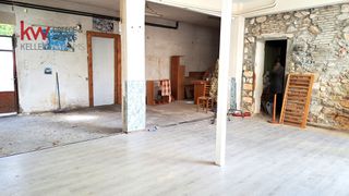Store 112 sqm for rent
