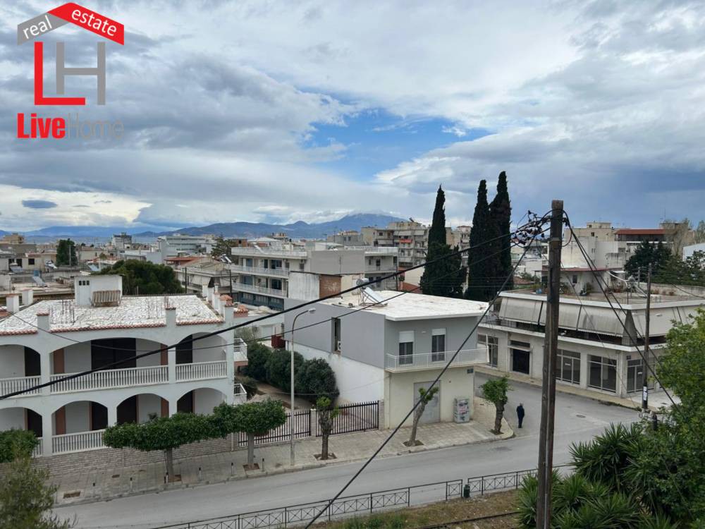 Συγκρότημα διαμερισμάτων 690 τ.μ. πρός πώληση, Κορινθία, Σικυώνα