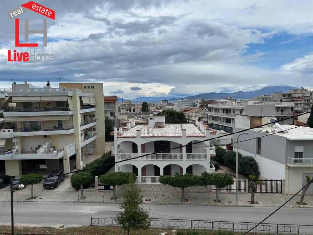 Συγκρότημα διαμερισμάτων 690 τ.μ. πρός πώληση, Κορινθία, Σικυώνα