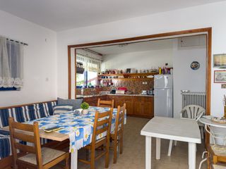 Συγκρότημα διαμερισμάτων 273 τ.μ. προς πώληση, Ερεσός Λέσβου-thumb-10