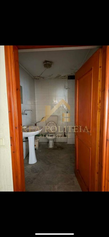 Office 180 sqm for rent, Drama Center