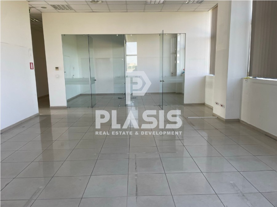 Κατάστημα 1.600 τ.μ. προς ενοικίαση, Κέντρο Θέρμης