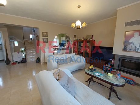 Συγκρότημα διαμερισμάτων 214 τ.μ. προς πώληση