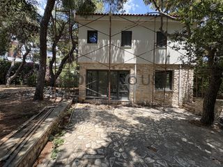 Μονοκατοικία 180 τ.μ. για ενοικίαση