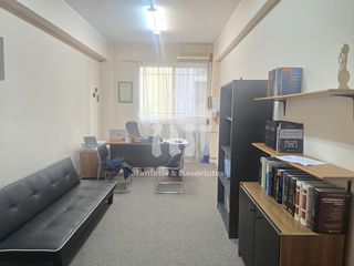 Γραφείο 26 τ.μ. για πώληση, Πειραιάς, Λιμάνι-thumb-1