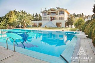 Βίλλα 1.050 τ.μ. για πώληση