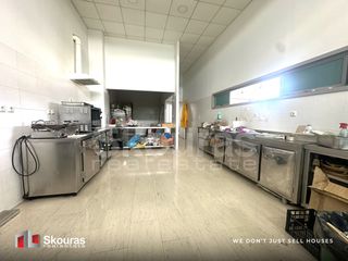 Κατάστημα 320 τ.μ. για ενοικίαση, Μεσσηνία, Καλαμάτα-thumb-10