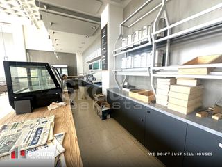 Κατάστημα 320 τ.μ. για ενοικίαση, Μεσσηνία, Καλαμάτα-thumb-11