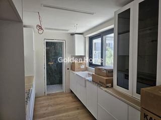 Κτίριο 830 τ.μ. για πώληση, Πειραιάς, Μικρολίμανο-thumb-4