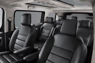 Peugeot Traveller 2020 8 θεσιο-thumb-2