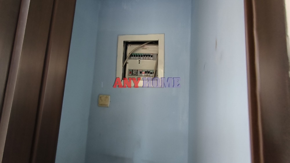 Κατάστημα 20 τ.μ. προς πώληση, Ντεπώ