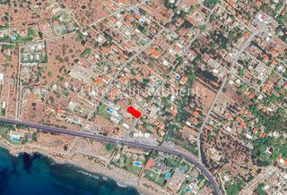 Land plot 1.050 sqm for sale