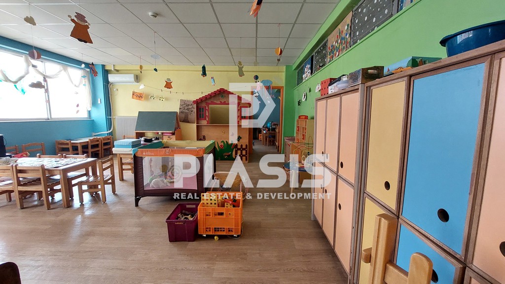 Επιχειρηματικό κτίριο 675 τ.μ. προς ενοικίαση, Άγιος Δημήτριος Αττικής