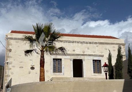 Μονοκατοικία 332 τ.μ. προς πώληση