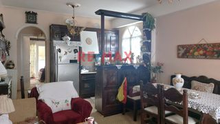 Κτίριο 240 τ.μ. για πώληση, Πειραιάς, Καστέλλα-thumb-2