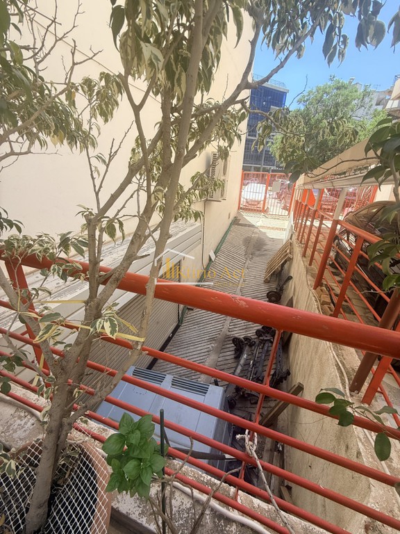 Επιχειρηματικό κτίριο 1.210 τ.μ. προς πώληση, Κέντρο Νέου Κόσμου