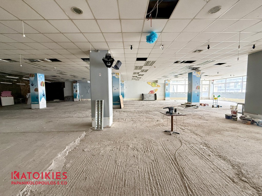 Κατάστημα 870 τ.μ. πρός ενοικίαση, Μεσσηνία, Καλαμάτα