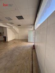 Store 189 sqm for sale