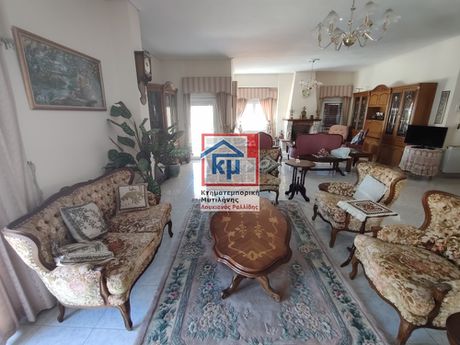 Διαμέρισμα 185 τ.μ. πρός πώληση