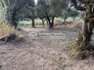 Οικόπεδο 2.035 τ.μ. προς πώληση, Μέσο Γερακάρι-thumb-5