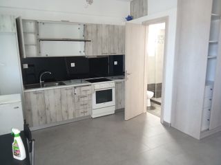 Studio / γκαρσονιέρα 30 τ.μ. για ενοικίαση, Κυκλάδες, Σαντορίνη-thumb-2