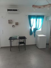 Studio / γκαρσονιέρα 30 τ.μ. για ενοικίαση, Κυκλάδες, Σαντορίνη-thumb-4