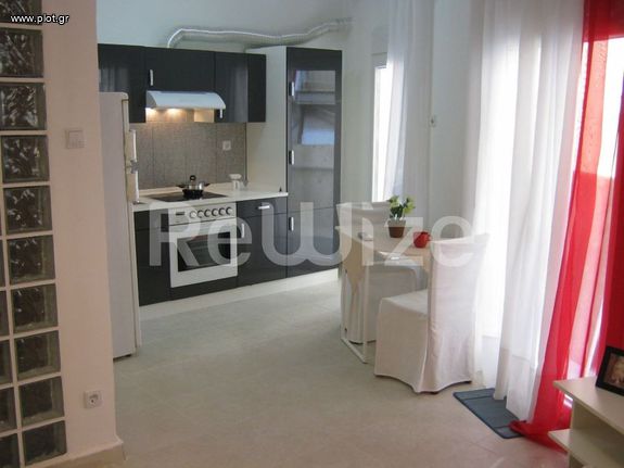 Studio 41 sqm for rent, Thessaloniki - Center, Ntepo