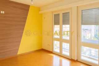 Office 163 sqm for rent