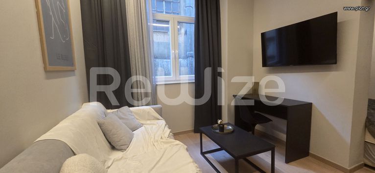Studio 28 sqm for rent, Thessaloniki - Center, Ladadika