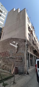 Επιχειρηματικό κτίριο 720 τ.μ. προς πώληση