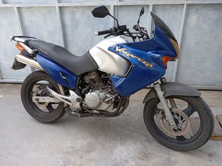 Honda Varadero 125 2001