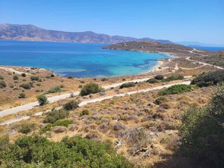 Νησί 675 τ.μ. για πώληση