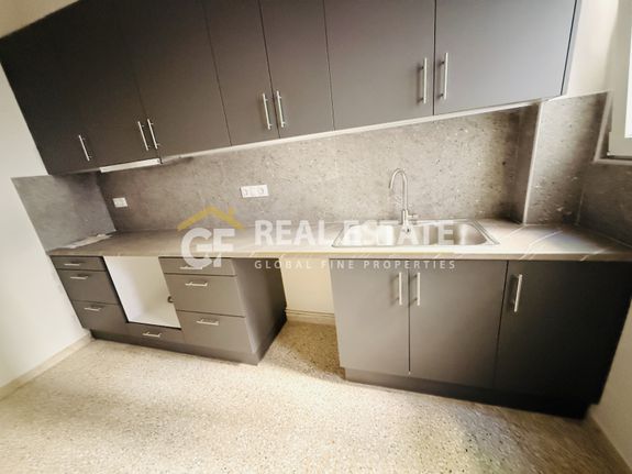 Apartment 82 sqm for rent, Athens - Center, Kipseli