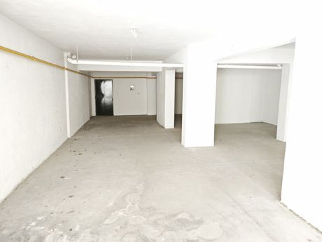 Parking 150 sqm for sale