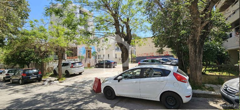 Land plot 392 sqm for rent, Athens - North, Marousi