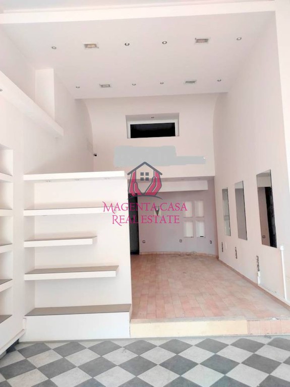 Κατάστημα 245 τ.μ. πρός ενοικίαση, Θεσσαλονίκη - Κέντρο, Κέντρο