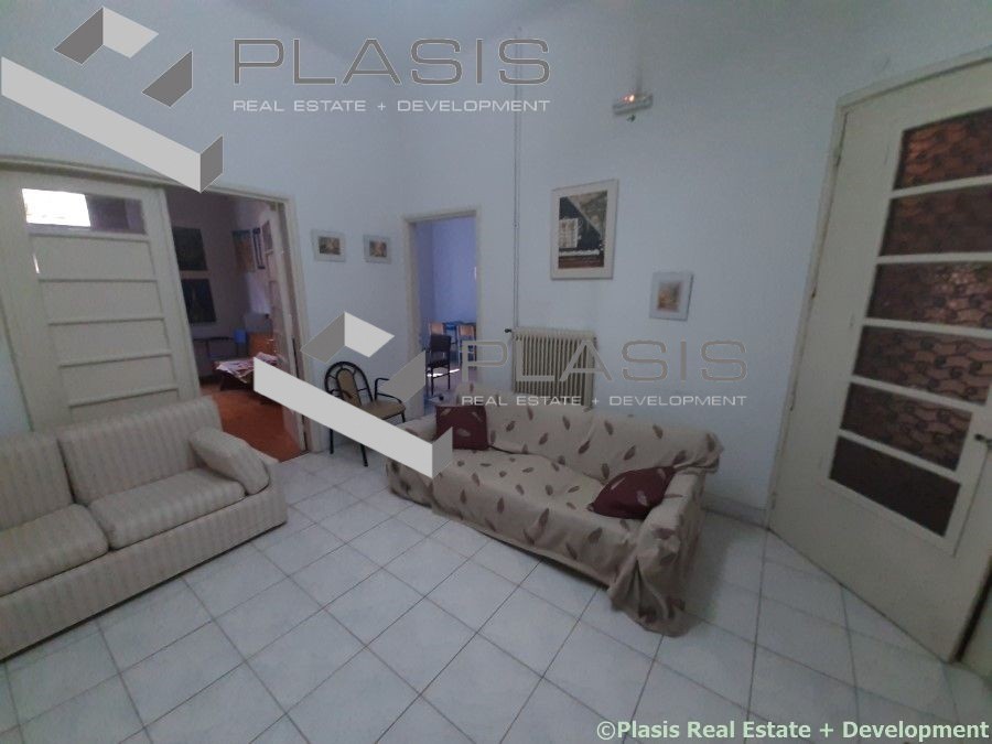 Επιχειρηματικό κτίριο 540 τ.μ. προς πώληση, Πλατεία Αμερικής