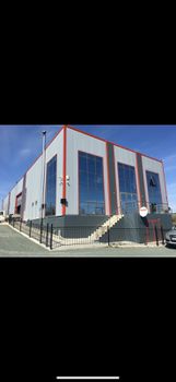 Business bulding 1.550 sqm for sale
