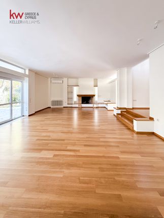 Maisonette 707,20 sqm for rent, Athens - North, Kifisia