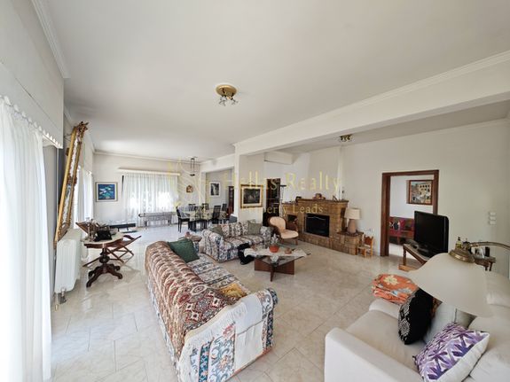 Apartment 160 sqm for rent, Athens - North, Agia Paraskevi