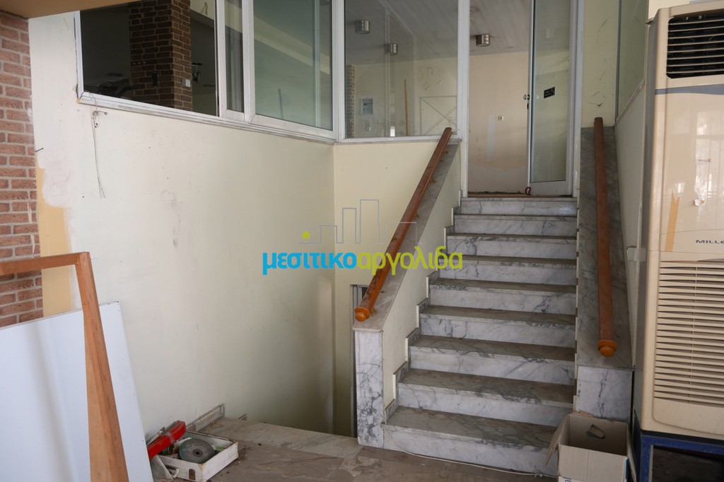 Warehouse 518,86 sqm for rent, Argos Center